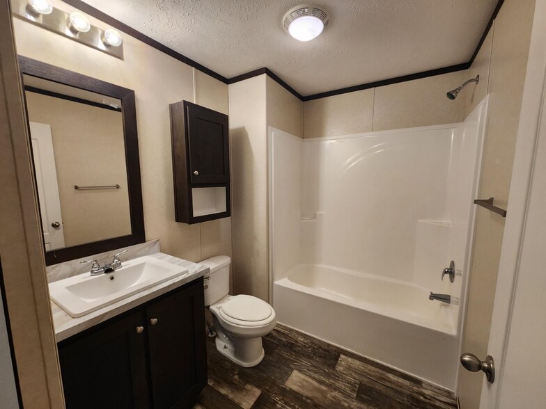 Building Photo - 3505 Cedar Loop