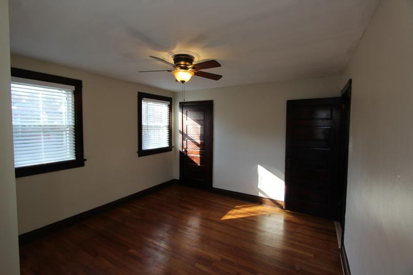 Building Photo - 2038 Stonelea St