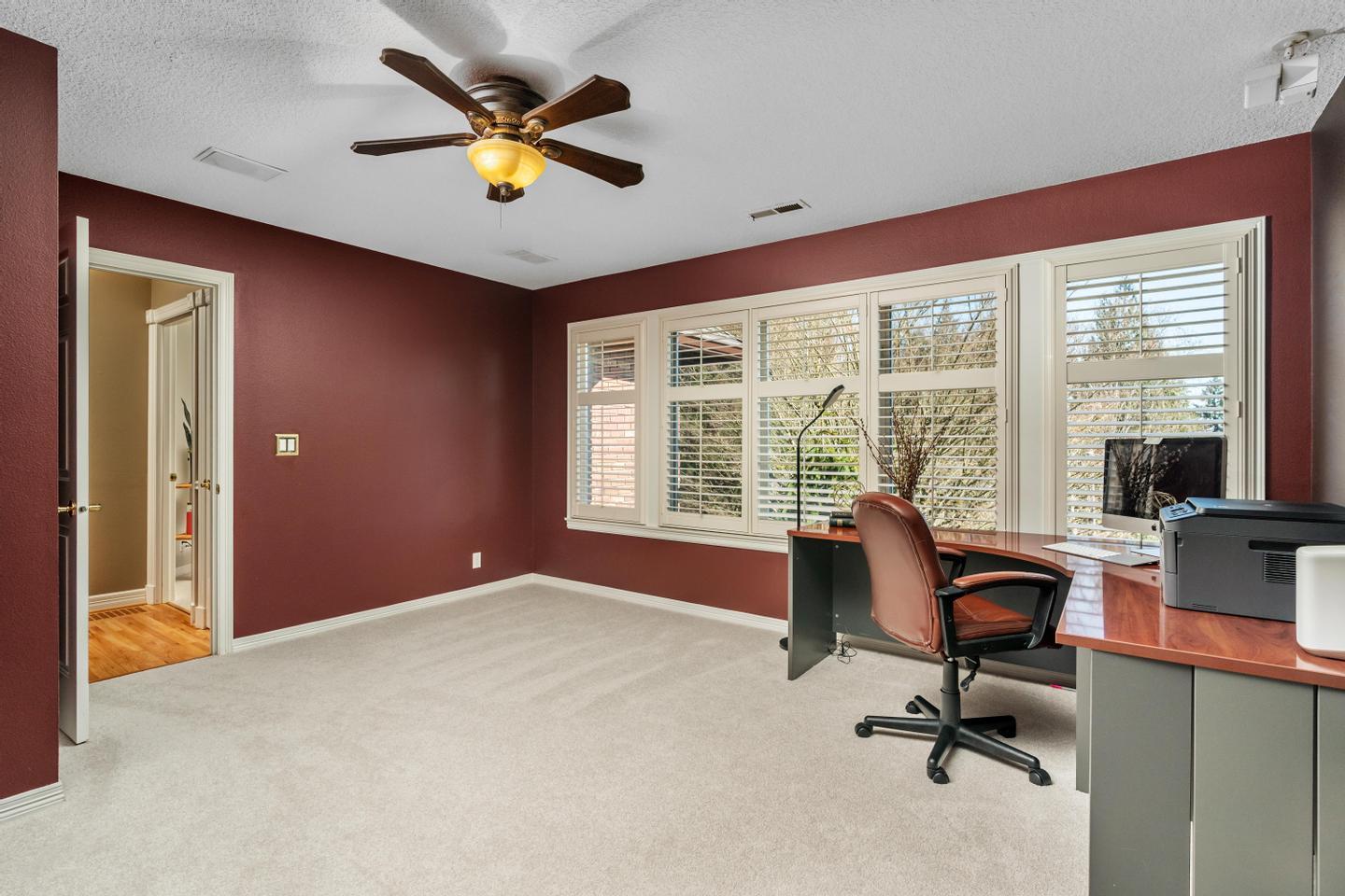 Building Photo - 16235 SW Falcon Dr