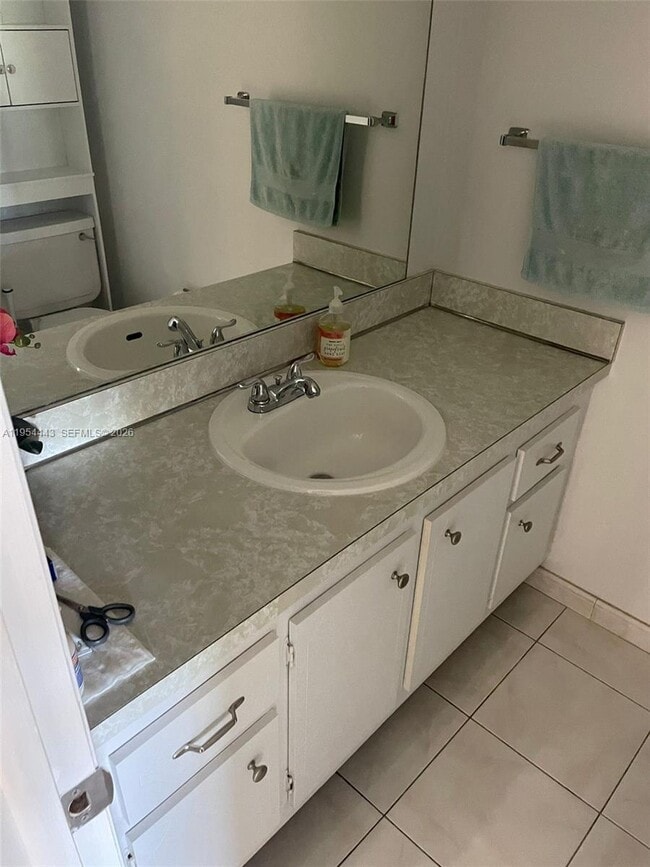 Building Photo - 2761 Taft St