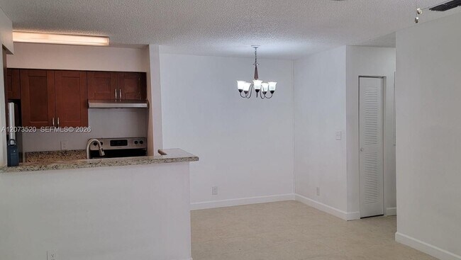 Building Photo - 2926 S University Dr