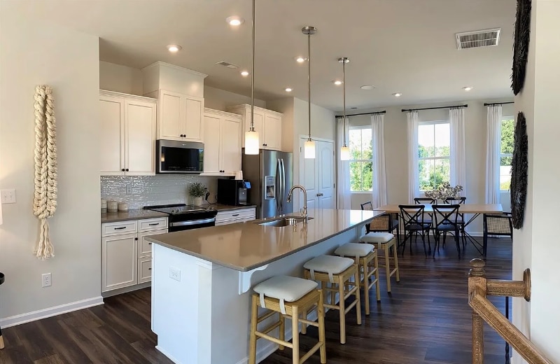 Building Photo - 3010 Pirates Pl