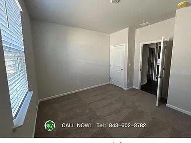 Building Photo - 522 Firouz Dr
