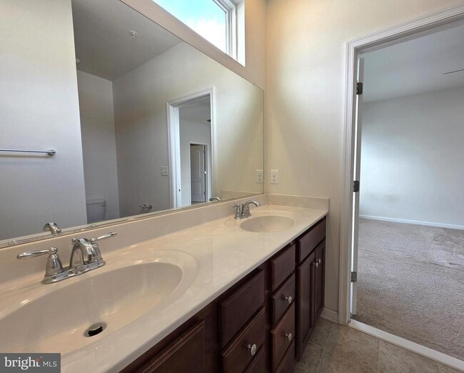 Building Photo - 12855 Clarksburg Square Rd