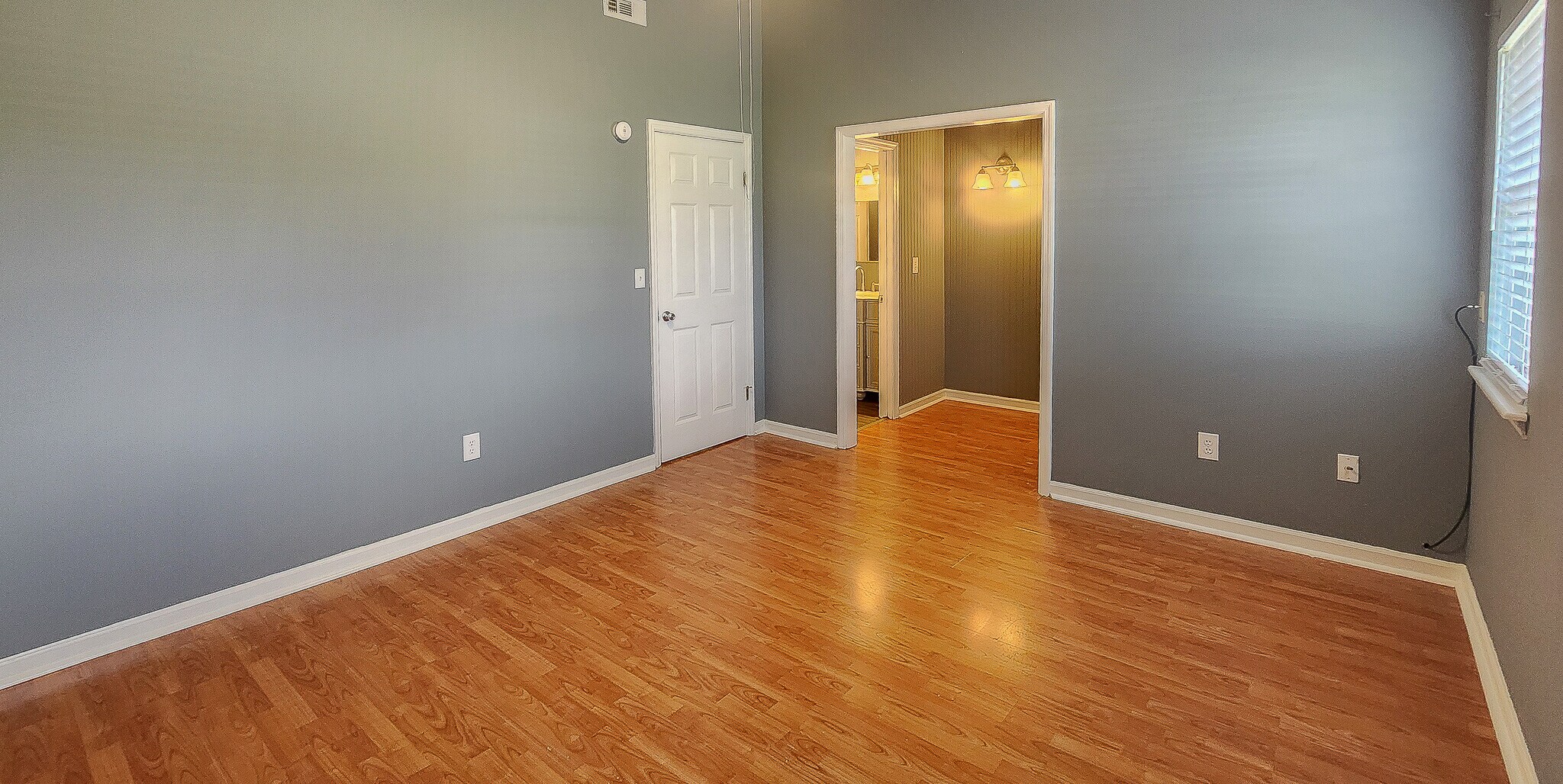 Building Photo - 103 Sandlewood Dr