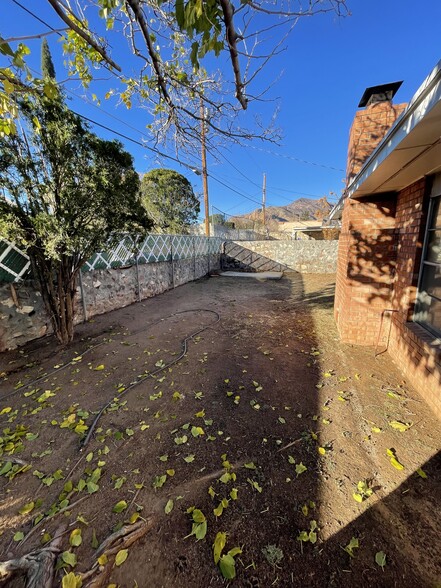 Building Photo - 4740 Tumbleweed Ave