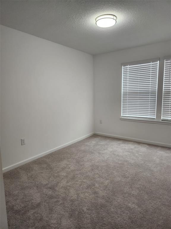 Building Photo - 3371 SE 37th Ave Rd