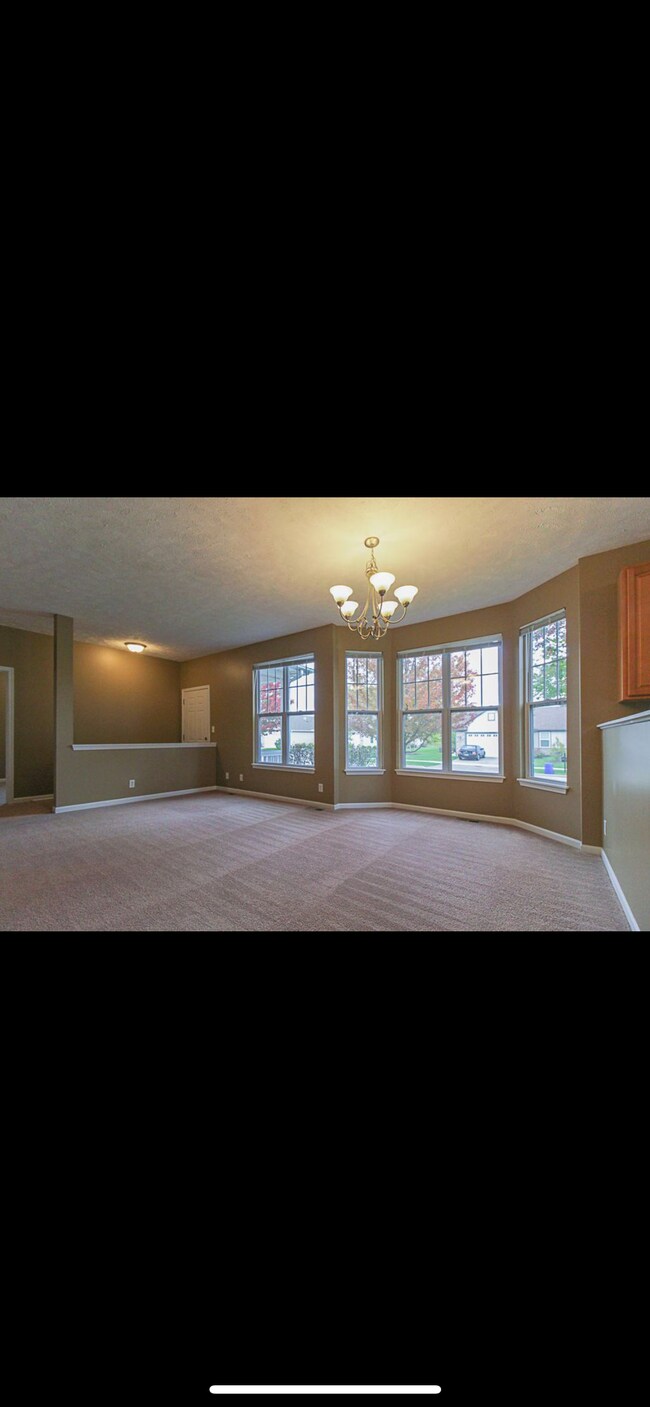 Building Photo - 5523 Sandhutton Ct