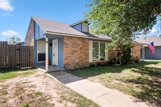 Building Photo - 17415 Ranch Country Rd