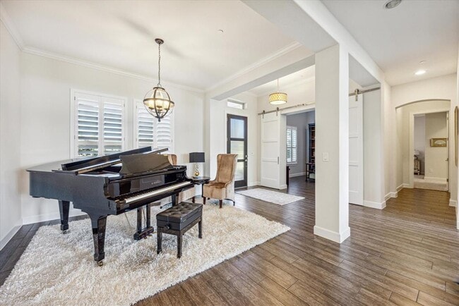 Building Photo - 9600 Chamois Wy