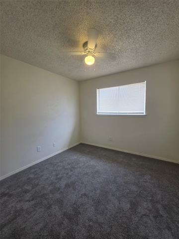 Building Photo - 216 Tejas Dr