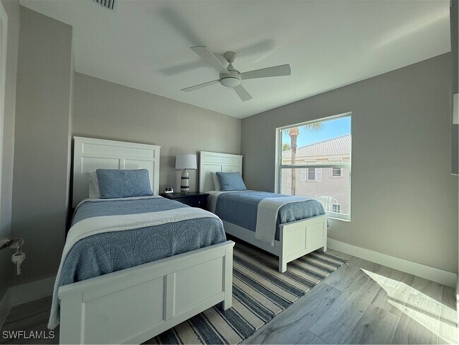 Building Photo - 834 Gulf Pavillion Dr