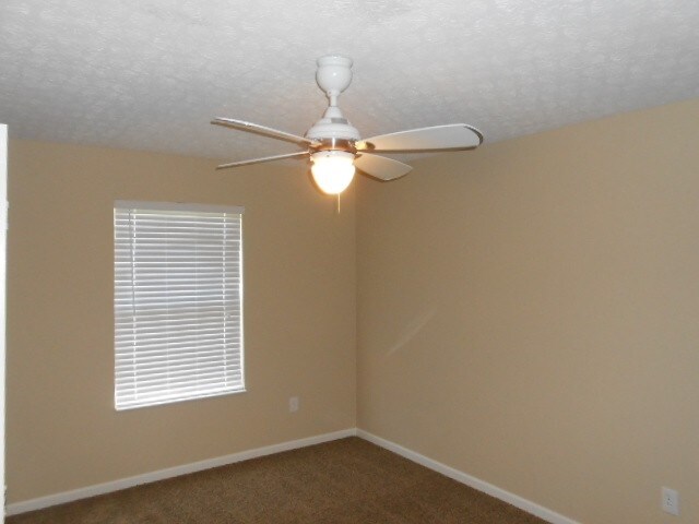 Building Photo - 486 Zoar Street