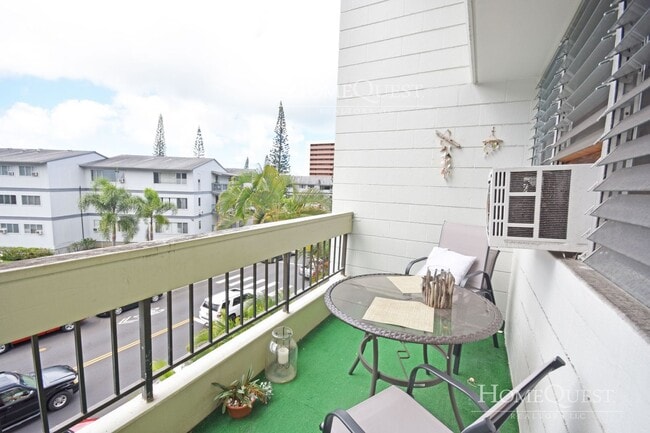 Building Photo - View!  2/1/1 - Mountain View Terrace - $24...