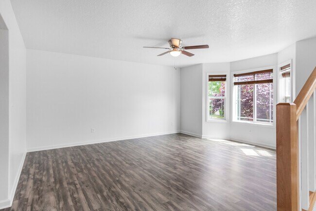 Building Photo - 7212 34th Ave NE