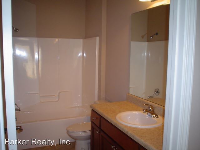 Building Photo - 3722 Burt Dr