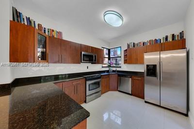 Building Photo - 15533 N Miami Lakeway