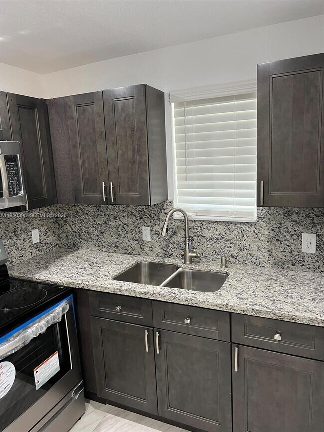 Building Photo - 1490 NW 38th St