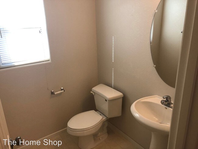 Building Photo - 4 br, 2.5 bath House - 5300 Welch Valley Ave.