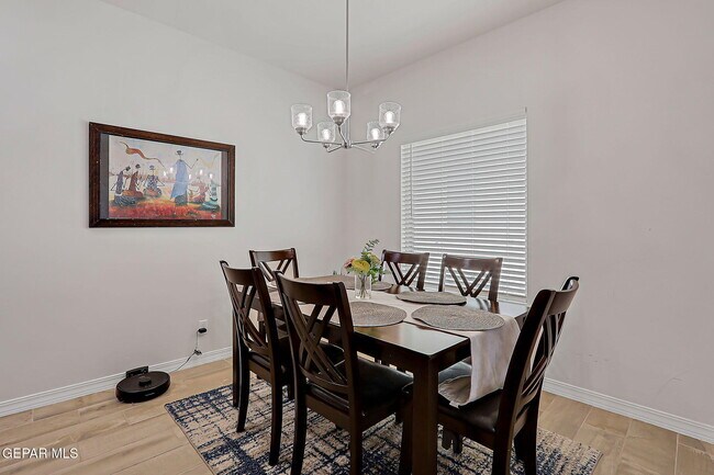 Building Photo - 532 Oakmont