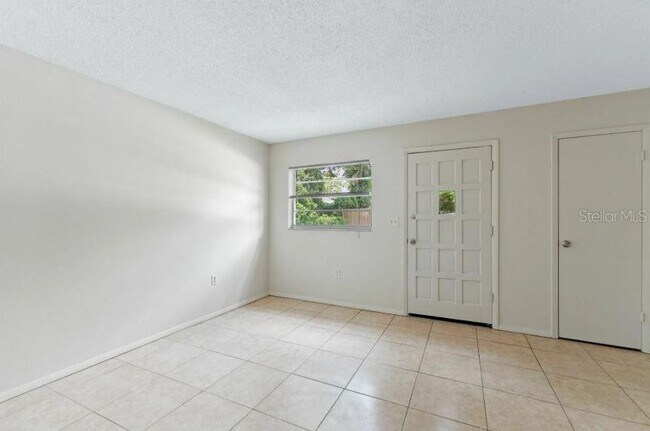 Building Photo - 118 Hardin Pl