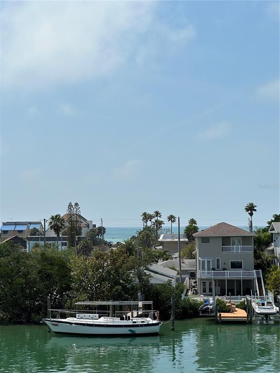 Building Photo - 12500 Capri Cir N