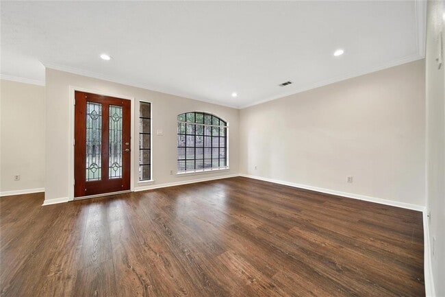 Building Photo - 3939 Fawn Creek Dr
