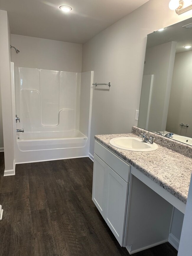 Building Photo - Three Bedroom | Two and a Half Bathroom Home in Cullman