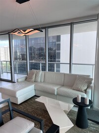 Building Photo - 17121 Collins Ave