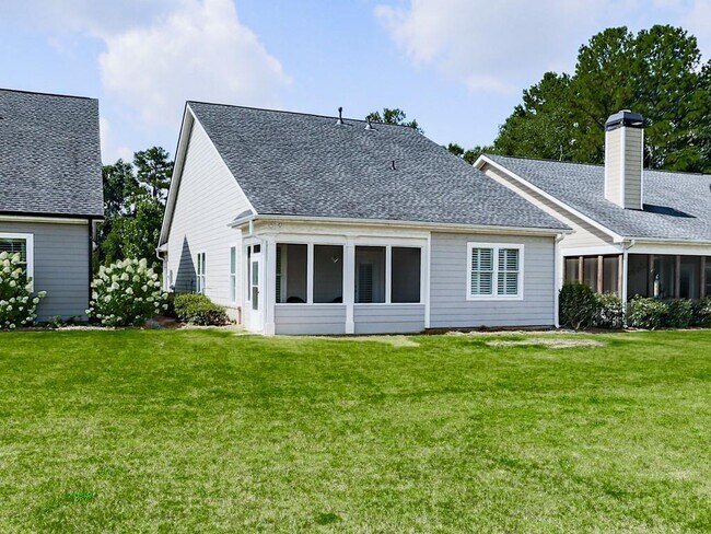 Building Photo - 37 Encore Ln