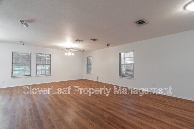 Building Photo - 11626 Kintbury