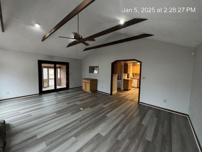 Building Photo - 203 Bayfield Loop