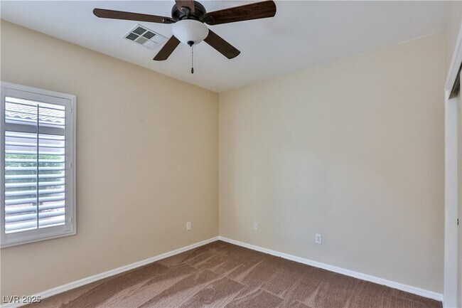 Building Photo - 2264 Laurel Heights Ln