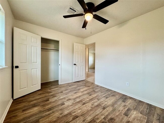 Building Photo - 411 E 3rd St