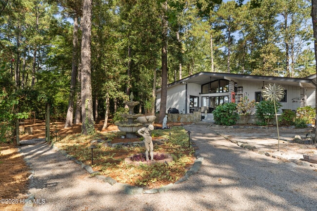 Building Photo - 426 Loblolly Dr