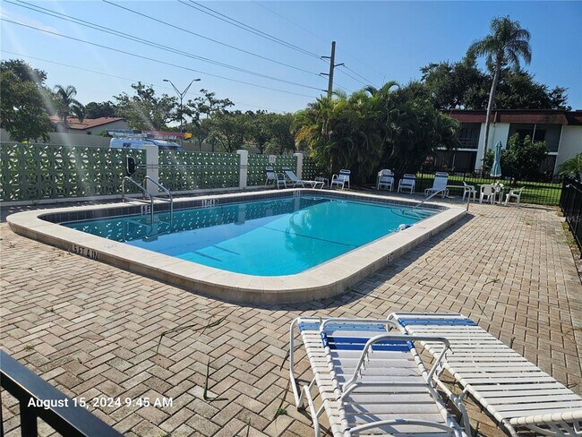 Building Photo - 3504 S Beneva Rd