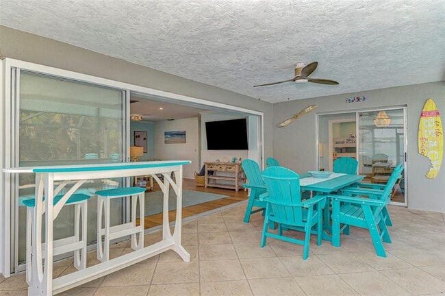 Building Photo - 307 Avenida De Paradisio