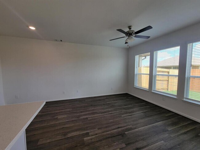 Building Photo - 937 Tillman Ln