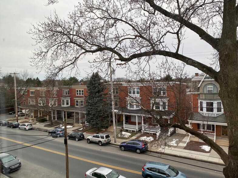 View of S West End Avenue - 25 S West End Ave