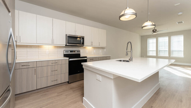 Kitchen with Stainless Steel Appliances - Kilby