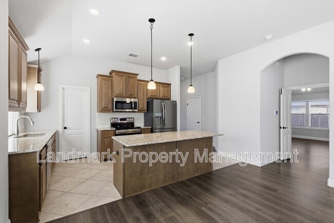 Building Photo - 310 Marigold Ct