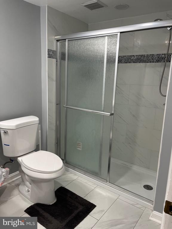 Building Photo - 1422 E St