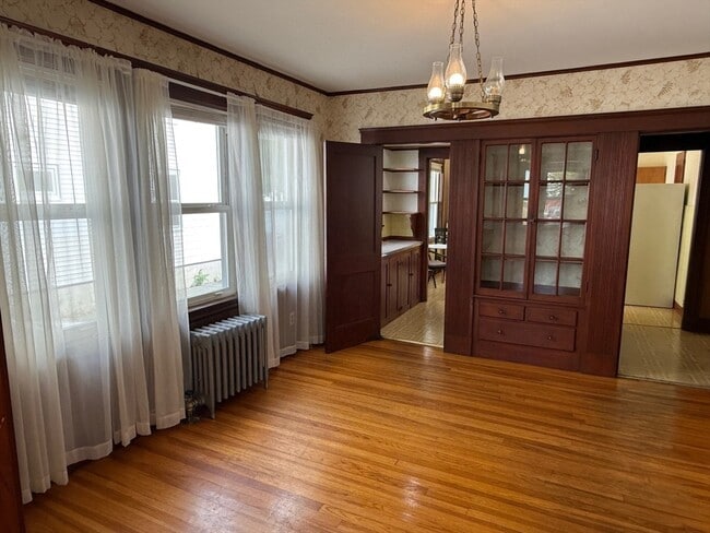 Building Photo - 63 Eliot Park