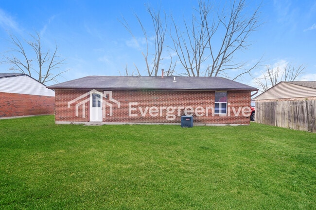 Building Photo - 6241 Greenfield Way