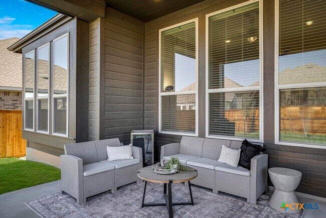 Building Photo - 5725 Huron Dr