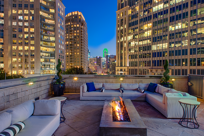 Luxury Rooftop Aqua Lounge with firepit and outdoor seating - The Ashton