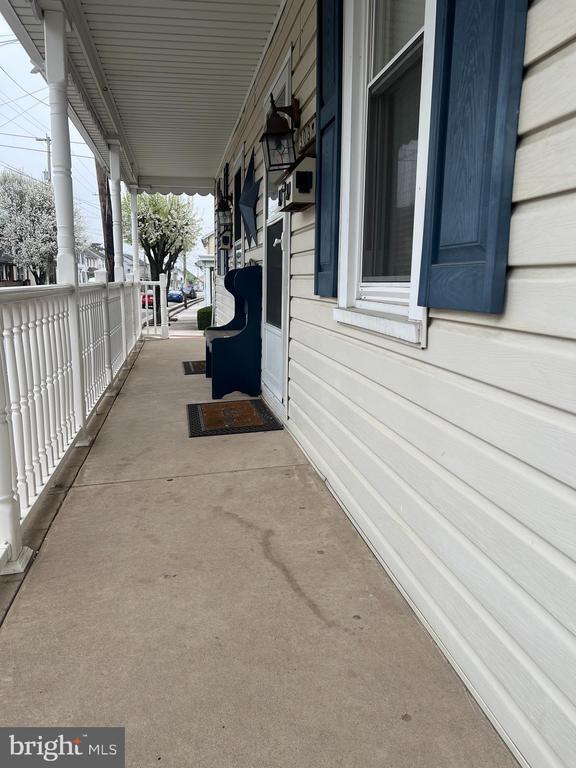 Building Photo - 303 S Baltimore St