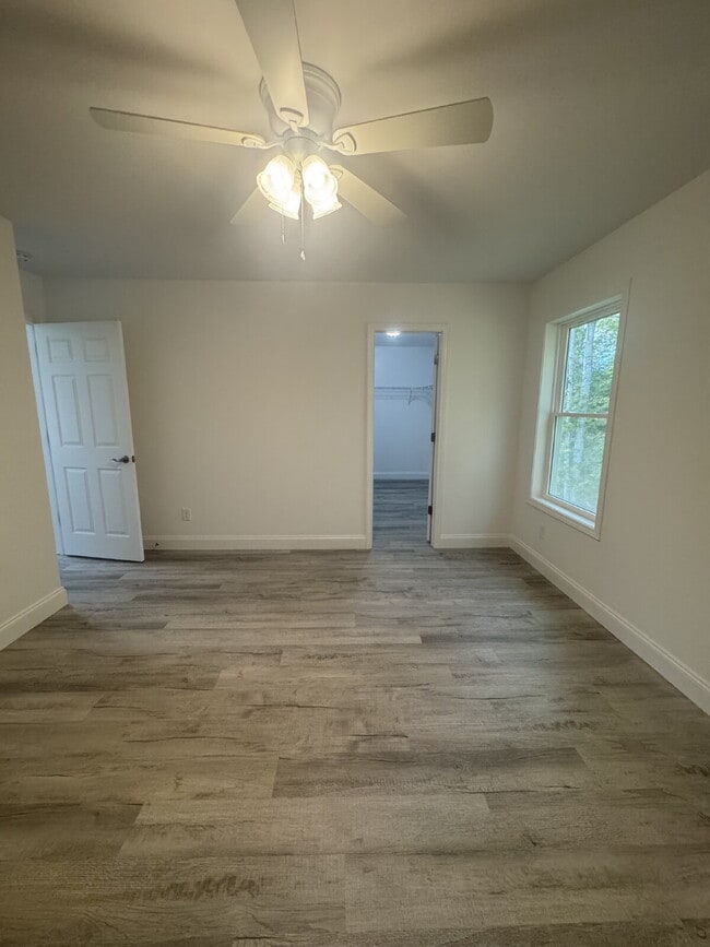 Building Photo - 203 Quinn Hill Ln