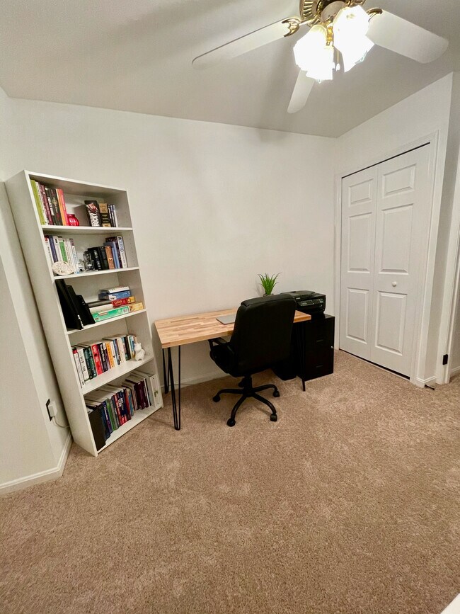 Building Photo - 5023 Domain Pl