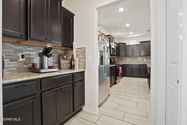 Building Photo - 2812 Tierra De Moyo Pl